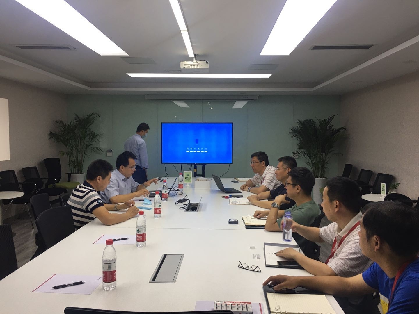 東南大學趙池航教授來三寶科技進行技術交流